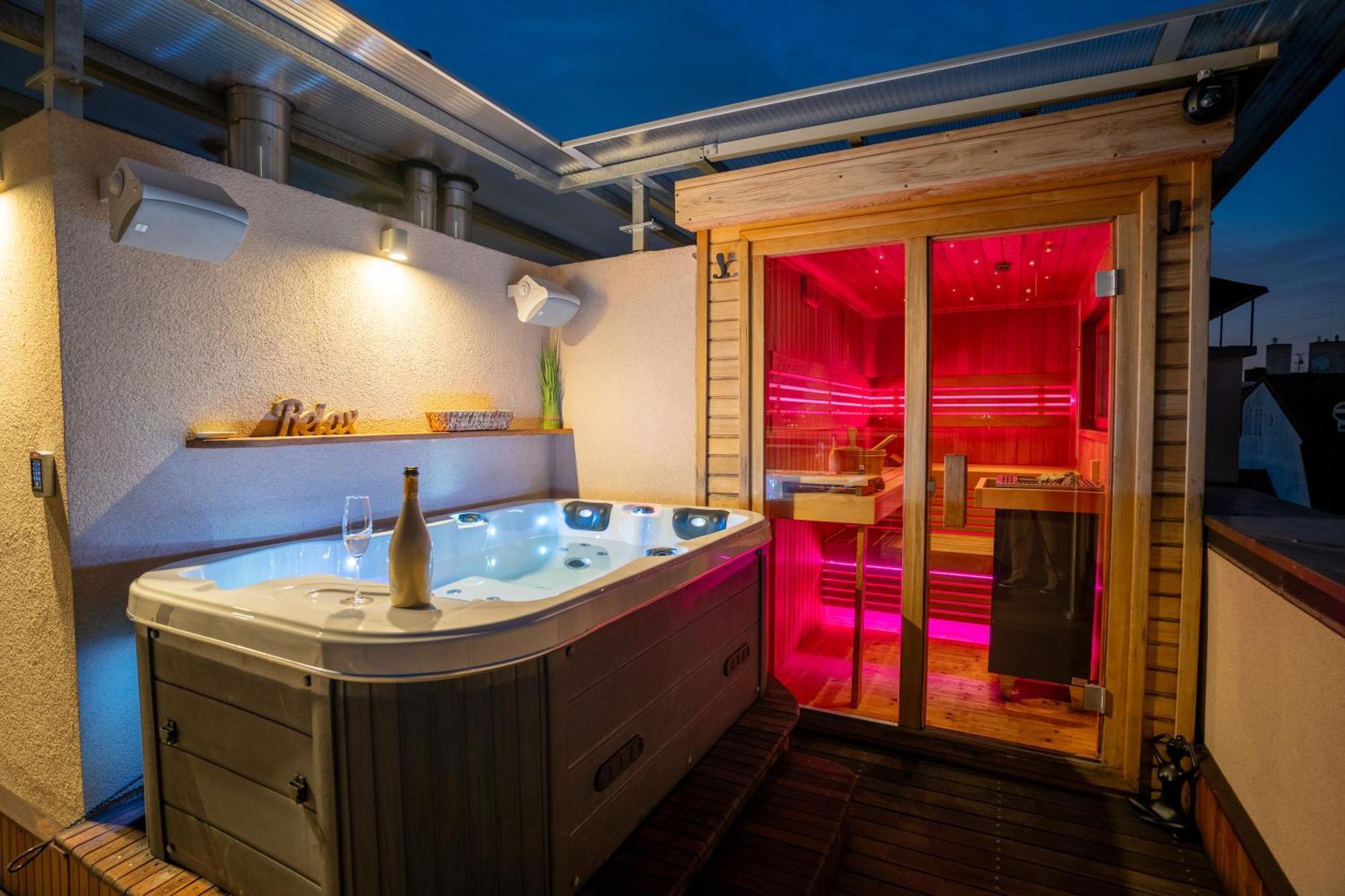 Luxury Rooftop Appartment With Fantastic Views Prága Kültér fotó